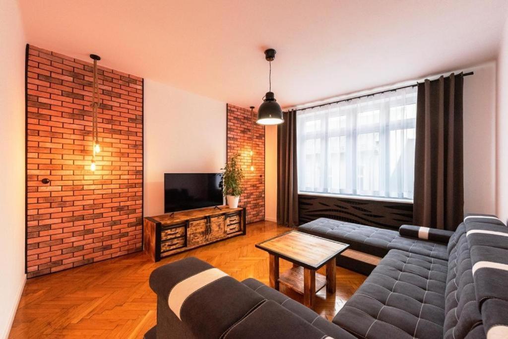 Apartament Loft Daire Bielsko-Biała Dış mekan fotoğraf
